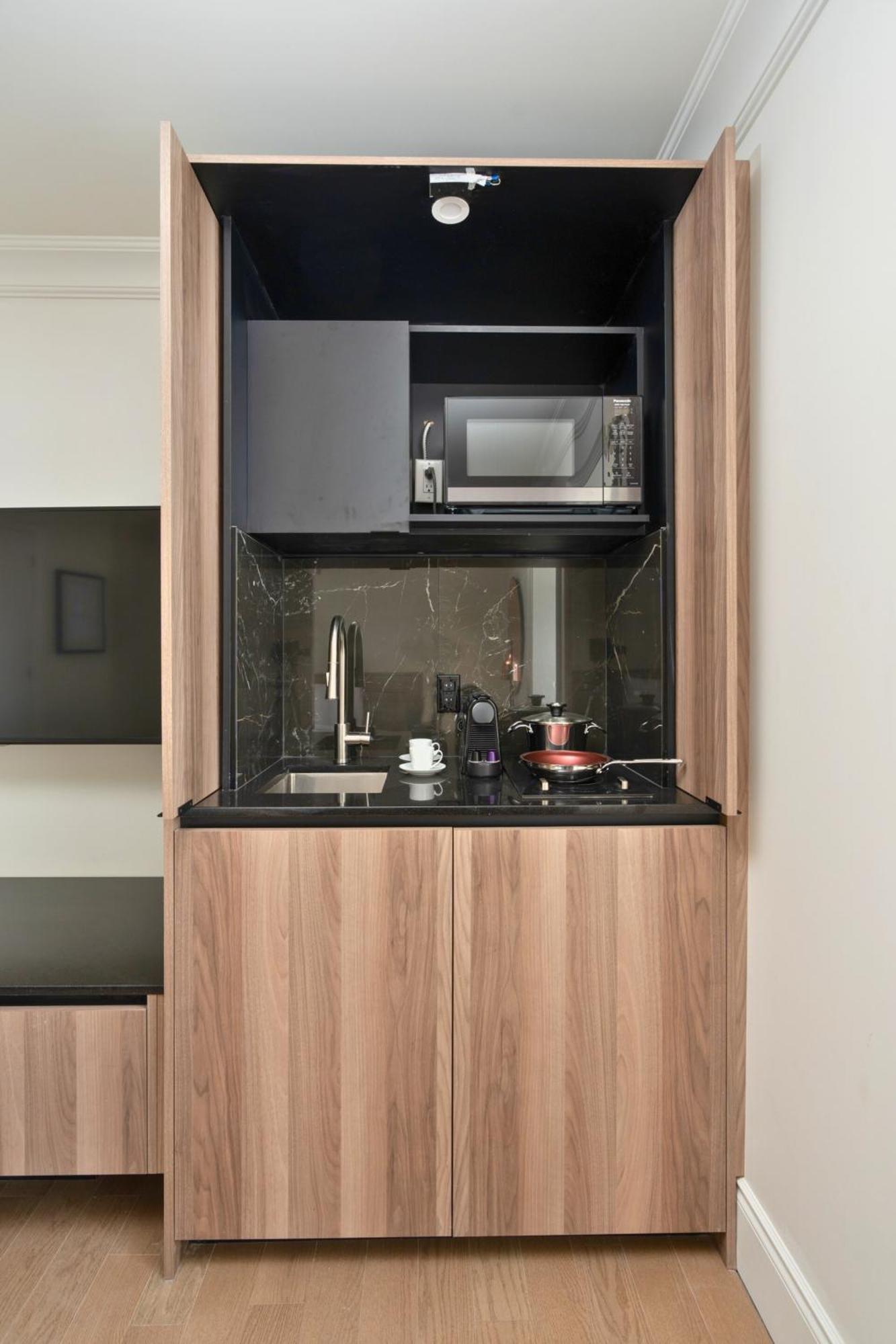 Opal Lofts - Quartier Latin Apartment Монреал Екстериор снимка